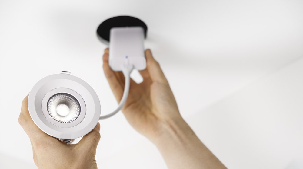 Plejd Innfelt LED Smartljós – Hvítt og Svart , Tunable White DWN-01