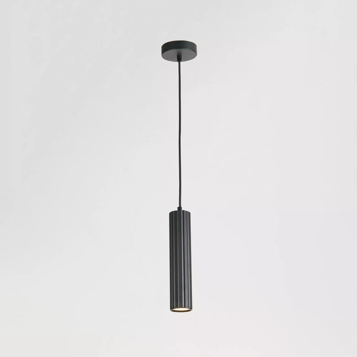 Anna  25cm Svart