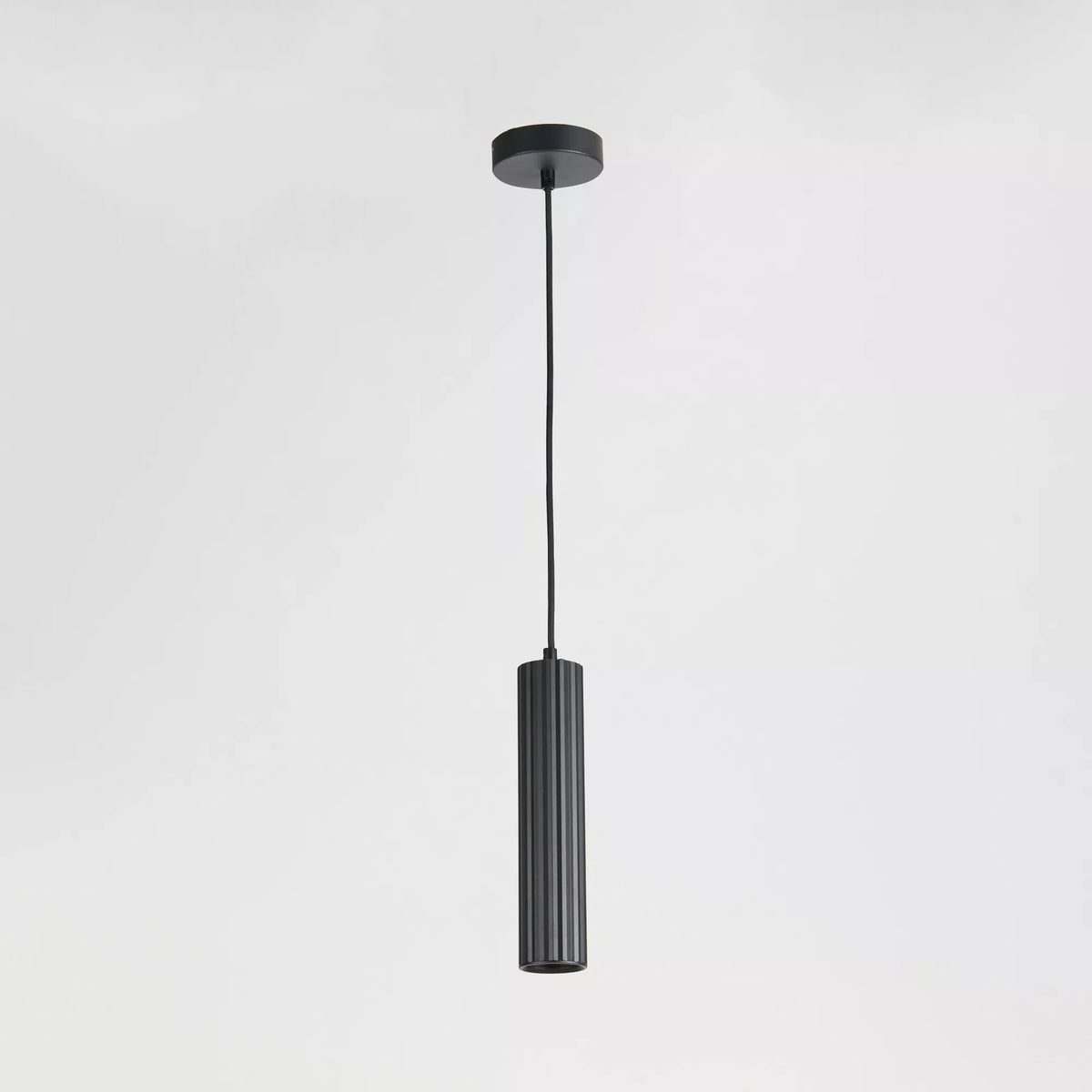 Anna  25cm Svart